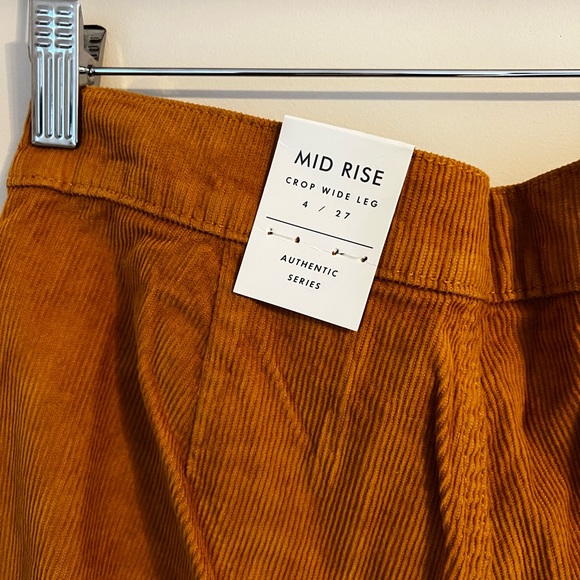 Lucky Brand Mid Rise Crop Wide Leg Corduroy Jean - Picture 8 of 9